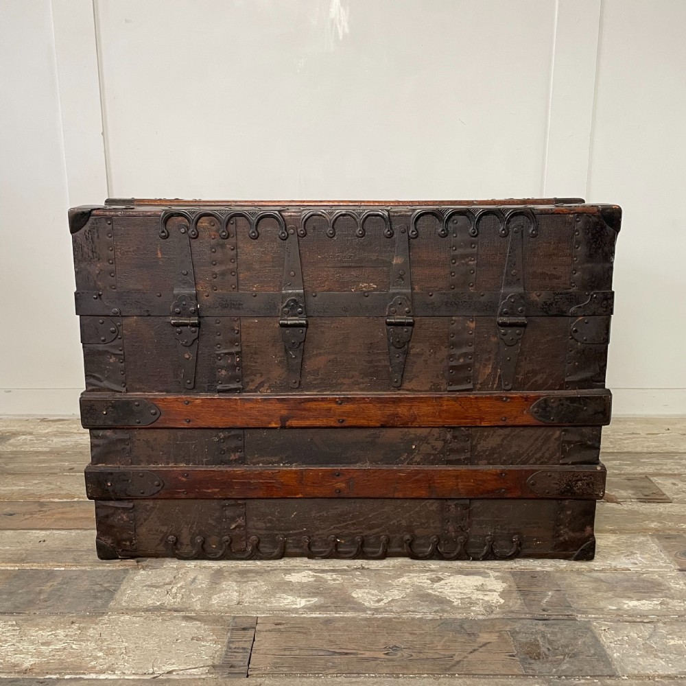 Rauchbach Goldsmith Steam Trunk View IX