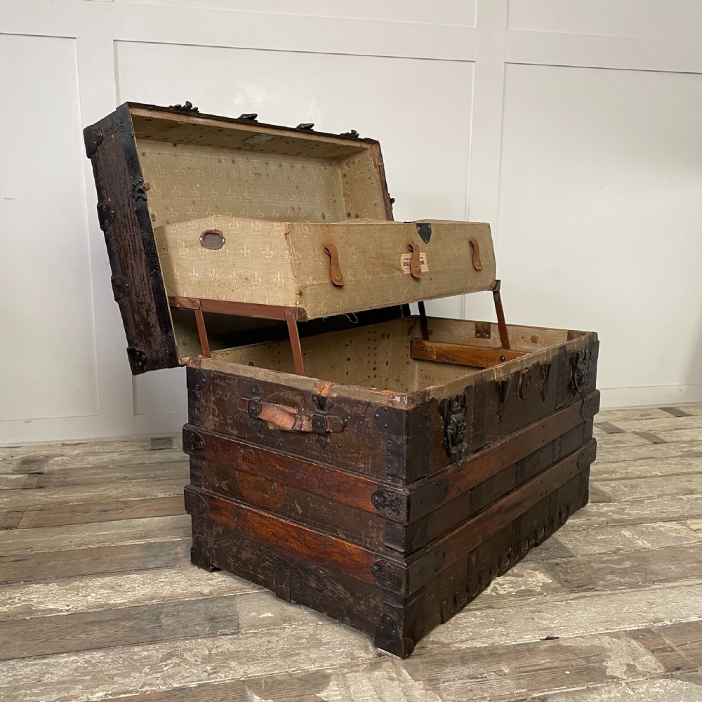 Rauchbach Goldsmith Steam Trunk View XI