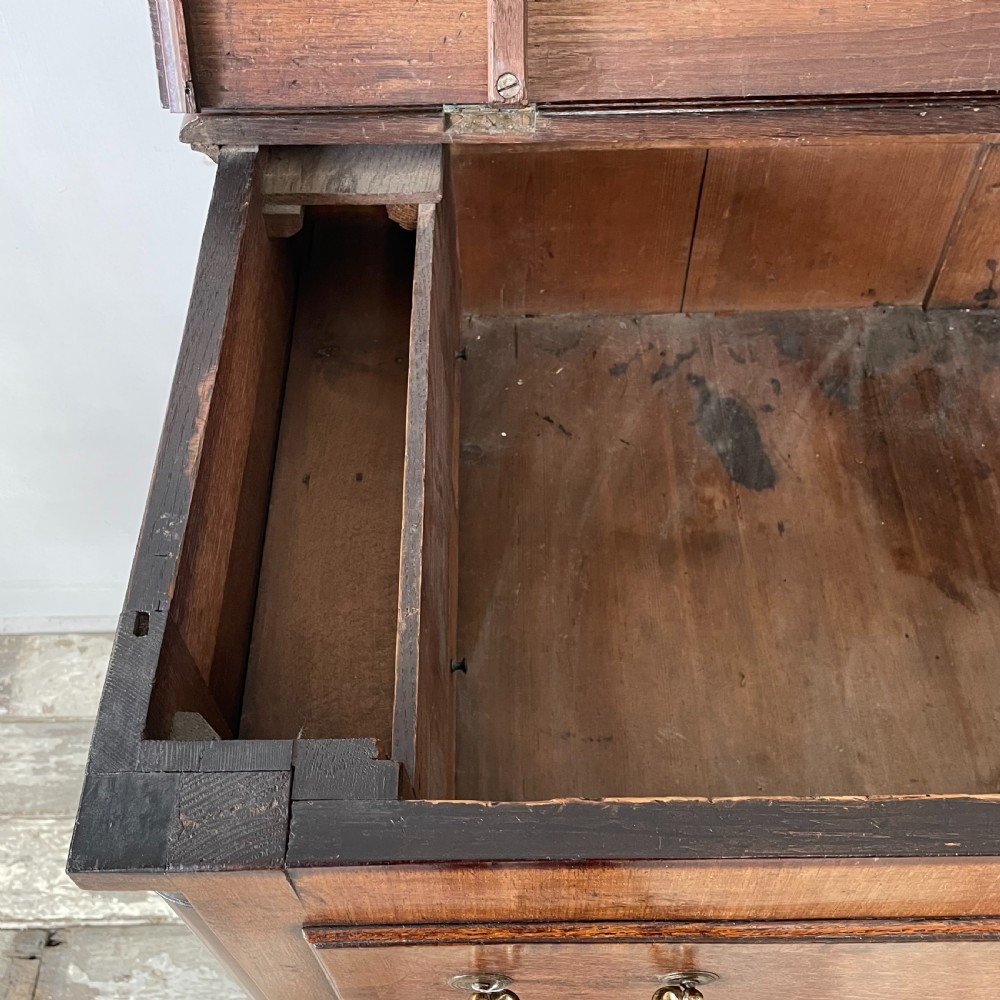 C.1820 Oak & Mahogany Mule Chest of Drawers View XVI