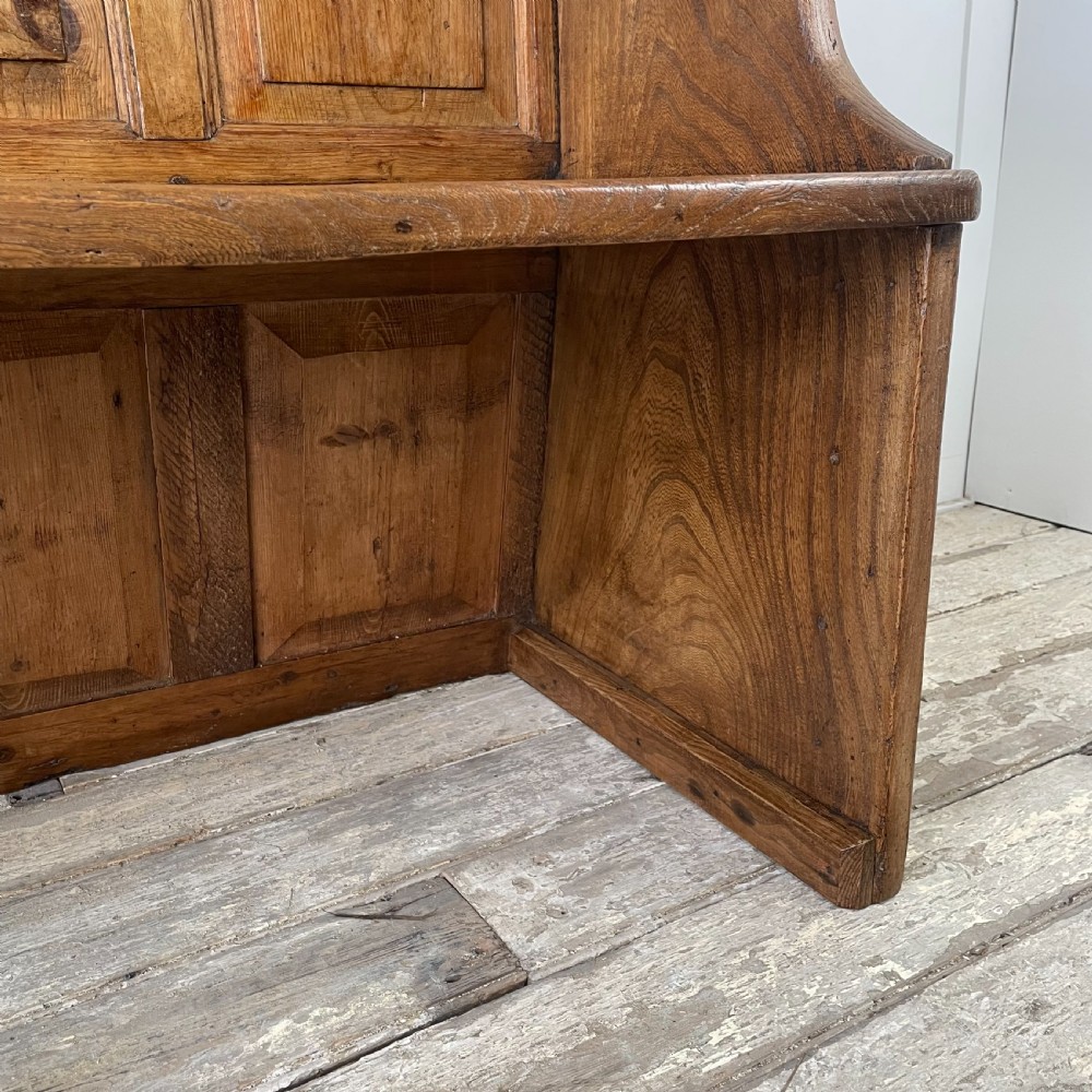 18th C. Pine & Elm Settle View VII