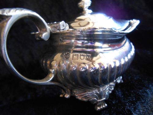 ANTIQUE SOLID SILVER MUSTARD POT WITH SPOON BARNARD - ADDITIONAL PHOTO 1
