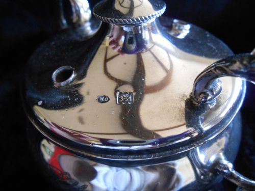 UNUSUAL ANTIQUE WILLIAM COMYNS SOLID SILVER TABLE LIGHTER 1910 - ADDITIONAL PHOTO 2