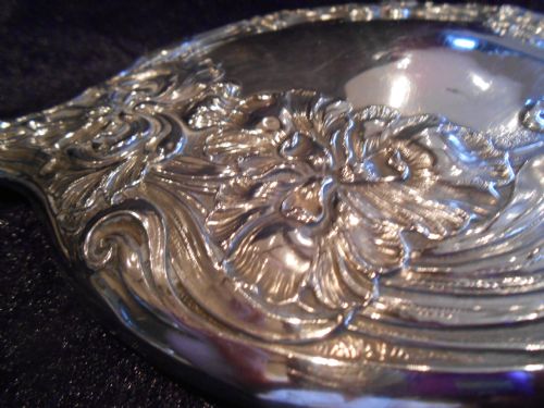 LOVELY ANTIQUE EDWARDIAN SILVER HAND MIRROR 1904 - ADDITIONAL PHOTO 1
