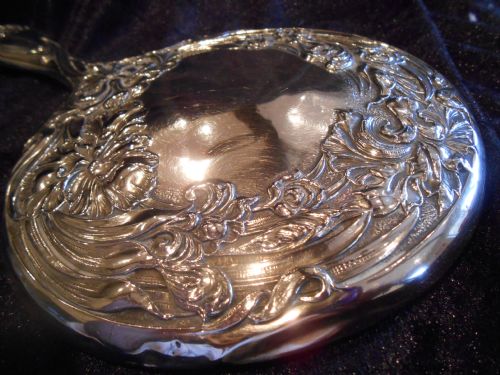 LOVELY ANTIQUE EDWARDIAN SILVER HAND MIRROR 1904 - ADDITIONAL PHOTO 3