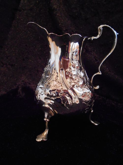 antique silver george 111 cream jug - CATEGORY: ANTIQUE SILVER - DATED 