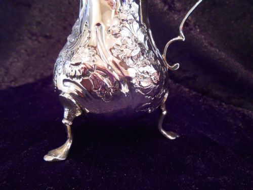 ANTIQUE SILVER GEORGE 111 CREAM JUG - ADDITIONAL PHOTO 1