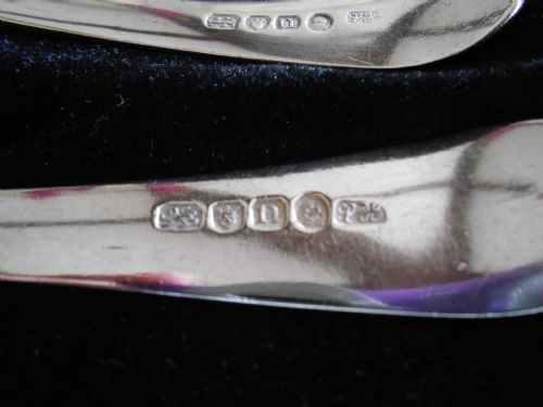ANTIQUE SILVER HESTER BATEMAN SERVING SPOONS 1788 - ADDITIONAL PHOTO 3