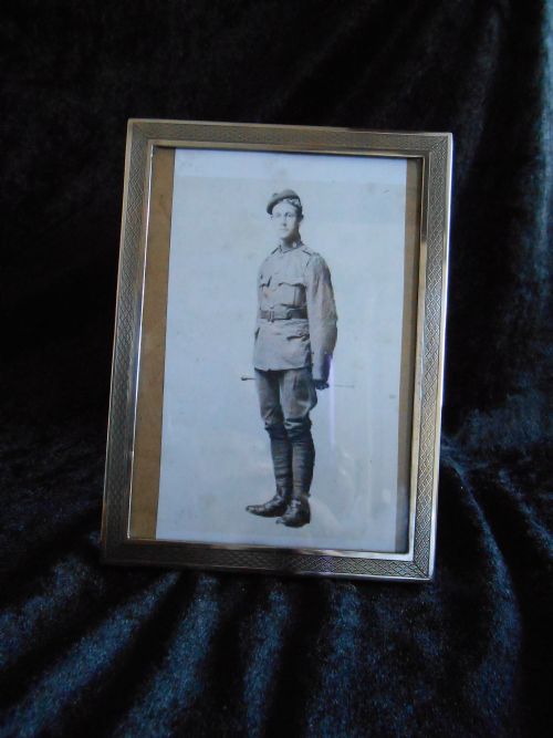 antique solid silver picture frame 1926 - CATEGORY: ANTIQUE SILVER - DATED 1920