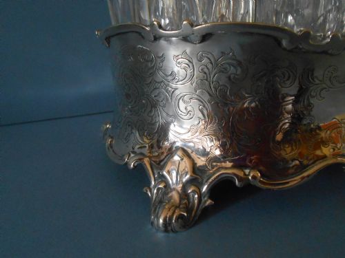 STUNNING VICTORIAN SOLID SILVER AND GLASS CRUET SET - ADDITIONAL PHOTO 4