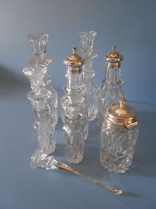STUNNING VICTORIAN SOLID SILVER AND GLASS CRUET SET - ADDITIONAL PHOTO 7