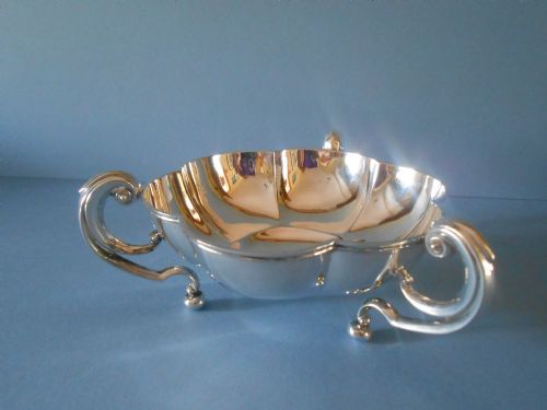 antique solid silver tyg loving cup 1908 - CATEGORY: ANTIQUE SILVER - DATED 1900