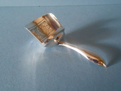 antique silver bright cut caddy spoon 1808 - CATEGORY: ANTIQUE SILVER - DATED 1800
