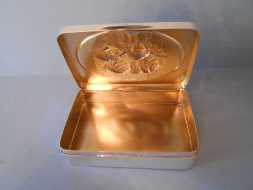 ANTIQUE SOLID SILVER TABLE SNUFF BOX 1906 - ADDITIONAL PHOTO 3