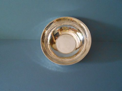 VICTORIAN ANTIQUE HAMMERED SILVER BOWL 1895 - ADDITIONAL PHOTO 2