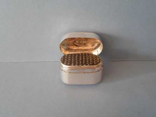 GEORGE III SOLID SILVER NUTMEG GRATER 1808 - ADDITIONAL PHOTO 2