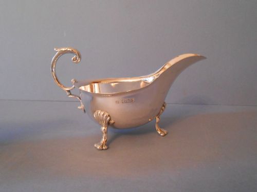 PAIR OF ANTIQUE VICTORIAN SOLID SILVER SAUCE BOATS 1899 - ADDITIONAL PHOTO 2