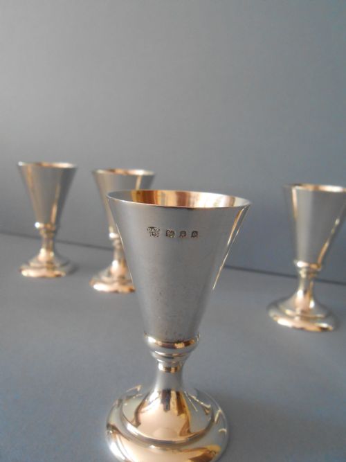 SOLID SILVER ART DECO LIQUEUR TOTS 1919 - ADDITIONAL PHOTO 2