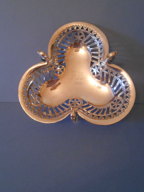 ANTIQUE SCOTTISH SILVER PIERCED CLOVER DISH 1900 - ADDITIONAL PHOTO 5