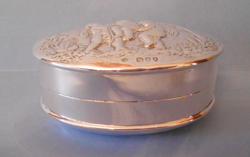 SOLID SILVER TRAVELLING SOAP BOX BARNARD 1895 - ADDITIONAL PHOTO 1