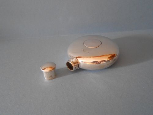 SOLID SILVER VICTORIAN HIP FLASK - ADDITIONAL PHOTO 1
