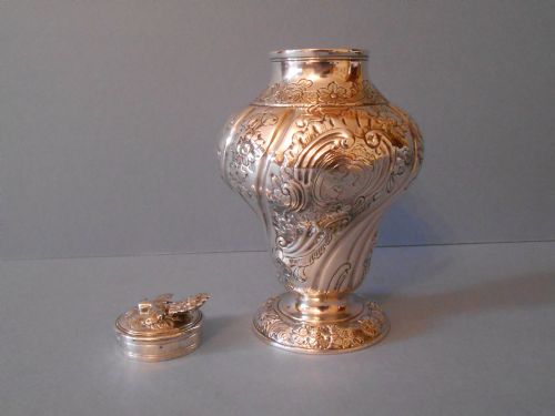 STUNNING GEORGIAN TEA CADDY 1762 - ADDITIONAL PHOTO 3