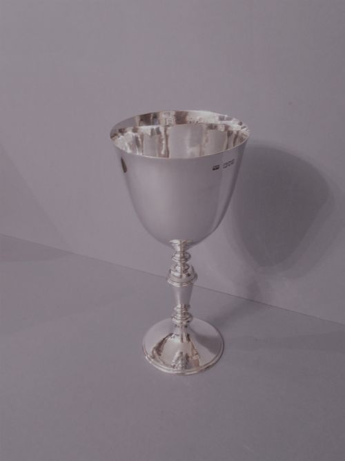 heavy solid silver chalicegoblettrophycup mappin webb - CATEGORY: ANTIQUE SILVER - DATED 1910