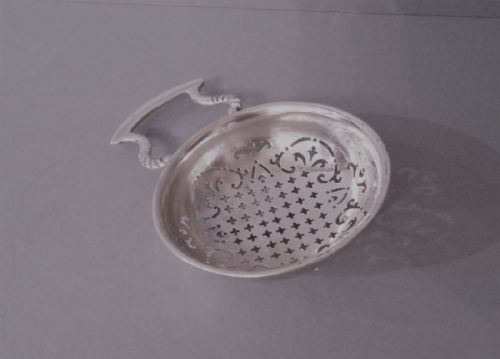 ANTIQUE GEORGE II SOLID SILVER LEMON STRAINER - ADDITIONAL PHOTO 2