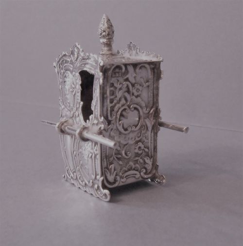 ANTIQUE SOLID SILVER MINIATURE SEDAN CHAIR - ADDITIONAL PHOTO 4