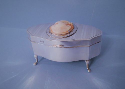 ANTIQUE SOLID SILVER EDWARDIAN JEWELLERY BOX WITH CAMEO - ADDITIONAL PHOTO 1