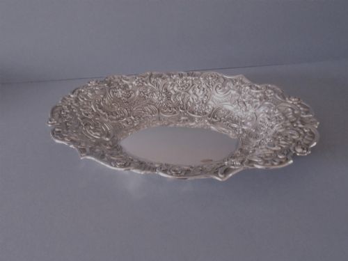 STUNNING WILLIAM COMYNS SOLID SILVER DISH 1892 - ADDITIONAL PHOTO 1