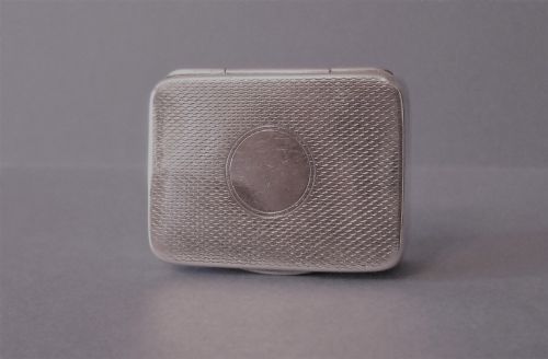 antique solid silver snuff box 1911 - CATEGORY: ANTIQUE SILVER - DATED 1910