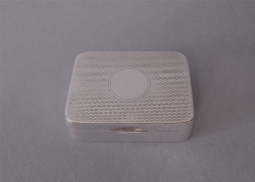ANTIQUE SOLID SILVER SNUFF BOX 1911 - ADDITIONAL PHOTO 1