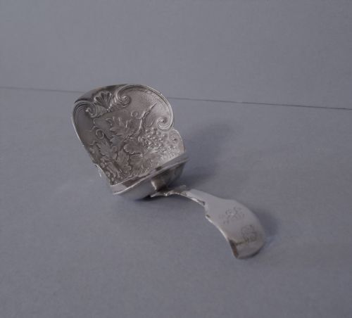georgian silver caddy spoon pemberton 1813 - CATEGORY: ANTIQUE SILVER - DATED GEORGIAN