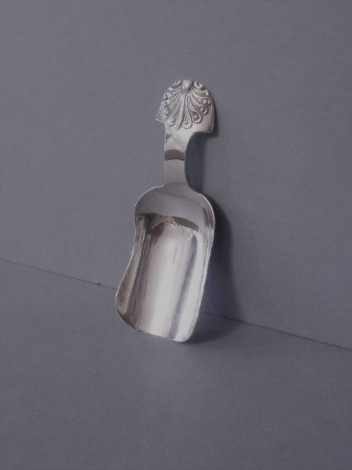 antique solid silver caddy spoon - CATEGORY: ANTIQUE SILVER - DATED 1920