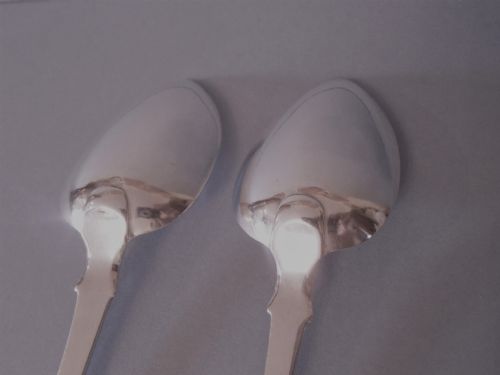 PAIR OF ANTIQUE SILVER GEORGE III SERVING SPOONS - ADDITIONAL PHOTO 3