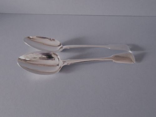 PAIR OF ANTIQUE SILVER GEORGE III SERVING SPOONS - ADDITIONAL PHOTO 4