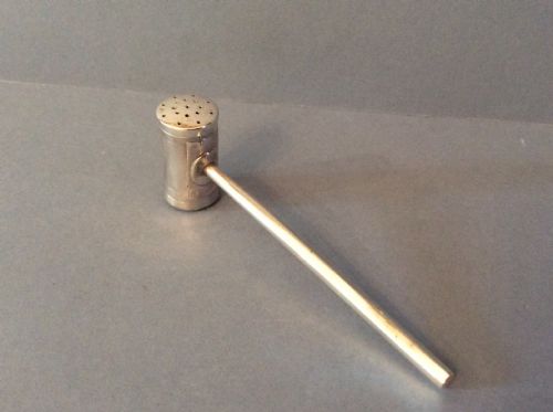 ANTIQUE SOLID SILVER 'GAVEL' PEPPER OR POUNCE POT SAMPSON MORDAN - ADDITIONAL PHOTO 4