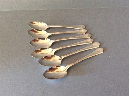 SET OF ANTIQUE SOLID SILVER TEASPOONS - ADDITIONAL PHOTO 4