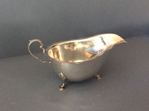 ANTIQUE SOLID SILVER SAUCE BOAT OR CREAM JUG - ADDITIONAL PHOTO 1