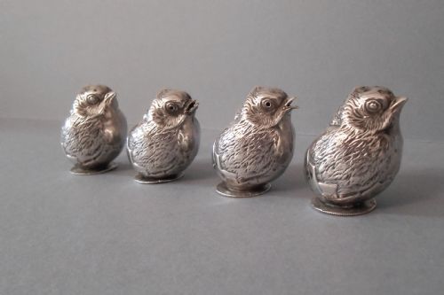 FOUR SOLID SILVER SALTS PEPPERS SAMPSON MORDAN - ADDITIONAL PHOTO 1