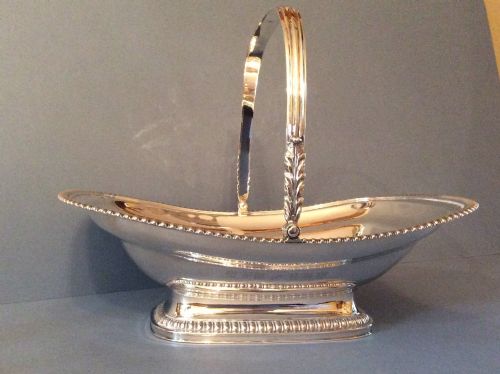 antique solid silver georgian bread basket - CATEGORY: ANTIQUE SILVER - DATED GEORGIAN