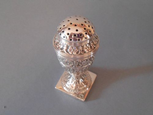 LOVELY ANTIQUE VICTORIAN SOLID SILVER POUNCE POT 1884 - ADDITIONAL PHOTO 2