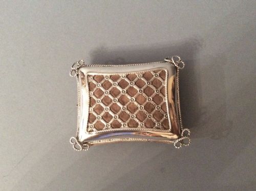 LARGE EDWARDIAN SOLID SILVER PIN CUSHION COMYNS - ADDITIONAL PHOTO 2
