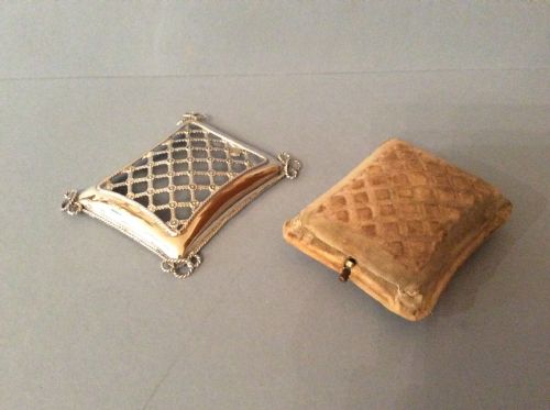 LARGE EDWARDIAN SOLID SILVER PIN CUSHION COMYNS - ADDITIONAL PHOTO 6