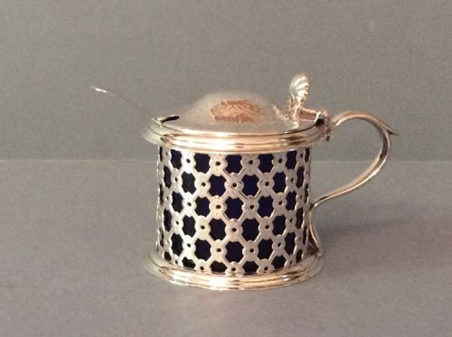 ANTIQUE VICTORIAN SILVER DRUM MUSTARD WITH NEWCASTLE SILVER SPOON - ADDITIONAL PHOTO 2