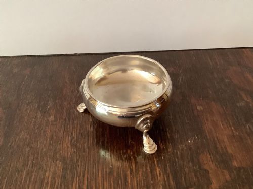 PAIR OF ANTIQUE GEORGIAN SOLID SILVER SALTS 1763 - ADDITIONAL PHOTO 4