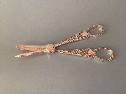 PAIR OF ANTIQUE SOLID SILVER GRAPE SCISSORS - ADDITIONAL PHOTO 2