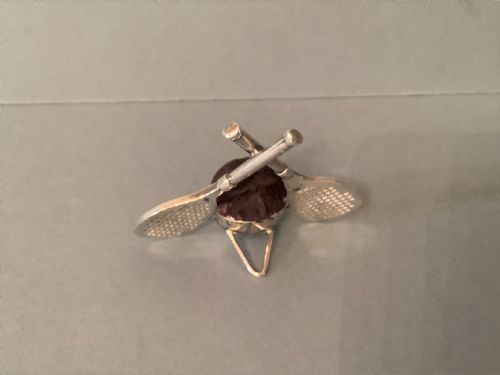 ANTIQUE SILVER TENNIS RACQUET PIN CUSHION 1912 - ADDITIONAL PHOTO 2
