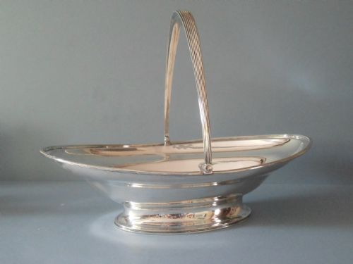 LARGE GEORGIAN SOLID SILVER BASKET 1801 - ADDITIONAL PHOTO 1