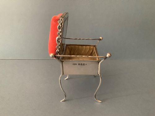 ANTIQUE SILVER NOVELTY PIANO STOOL PIN CUSHION TRINKET BOX - ADDITIONAL PHOTO 4